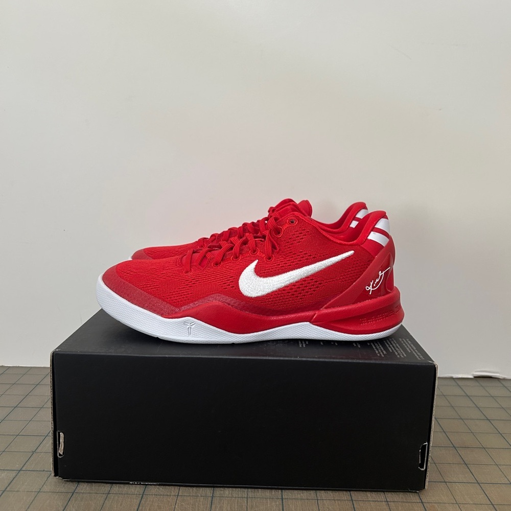 Nike Kobe 8 GS ‘Unviersity Red’